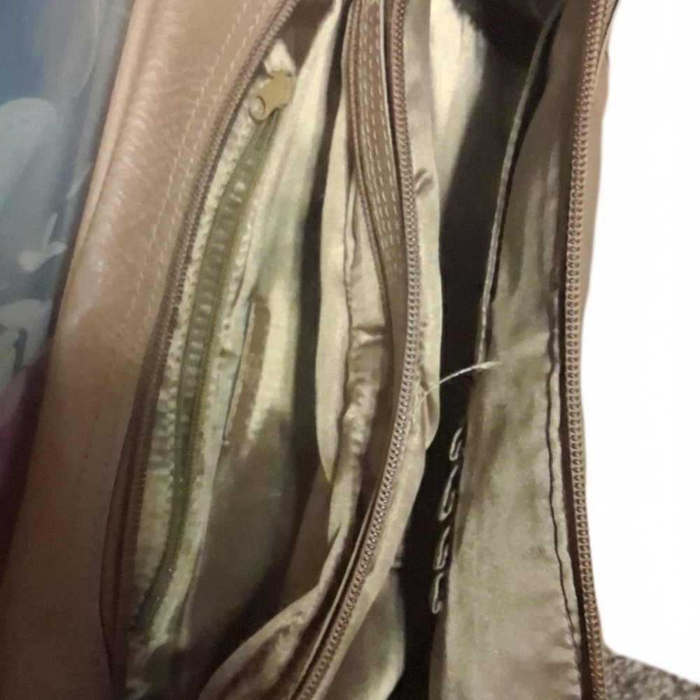 Cornell Messenger Tan Crossbody Bag - Picture 2 of 2